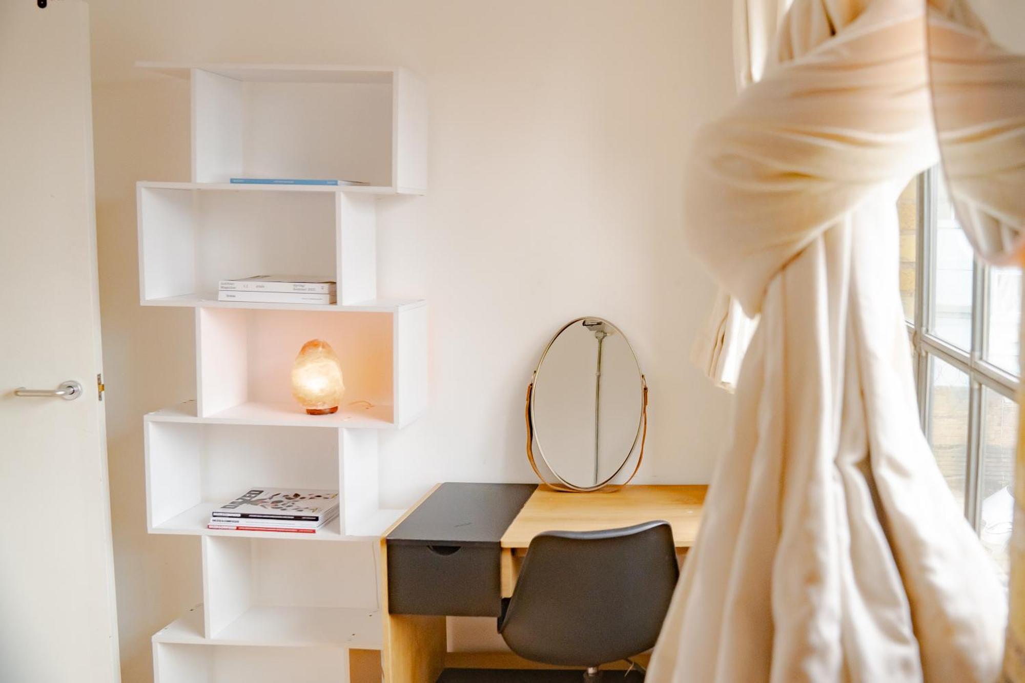 Loft Style Apartment Near O2, Abba Voyage, Excel London Bagian luar foto