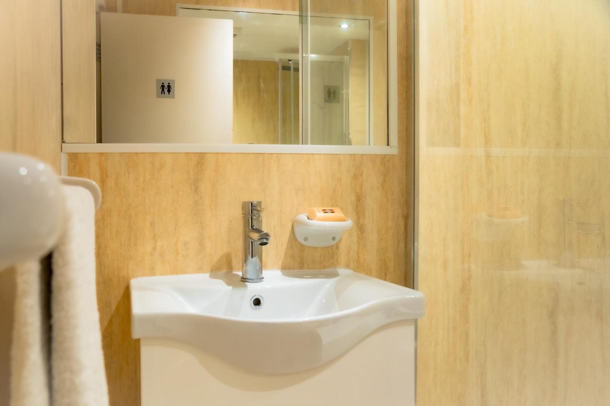 Loft Style Apartment Near O2, Abba Voyage, Excel London Bagian luar foto