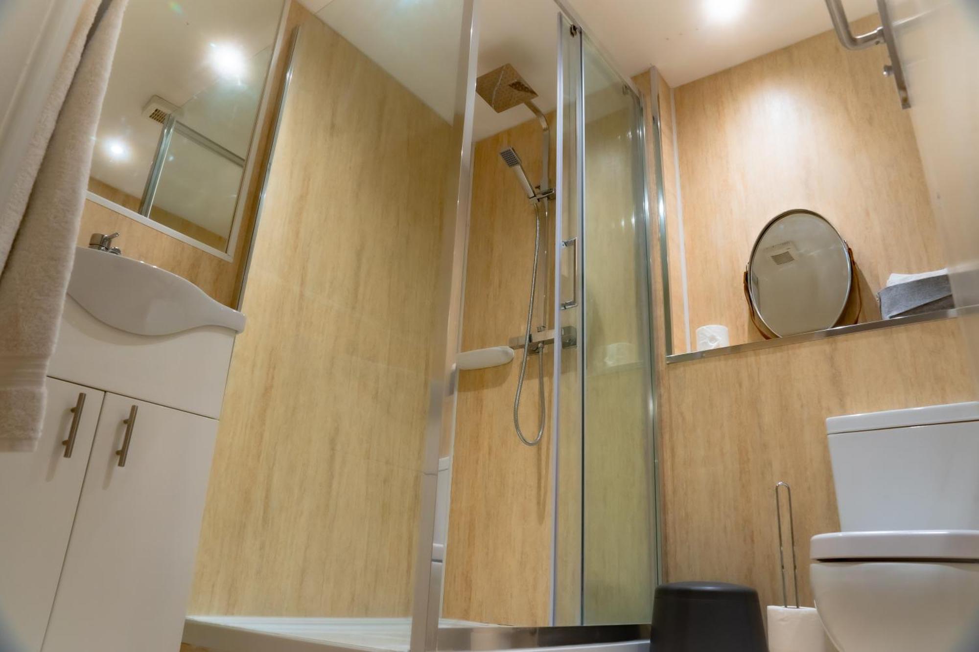 Loft Style Apartment Near O2, Abba Voyage, Excel London Bagian luar foto