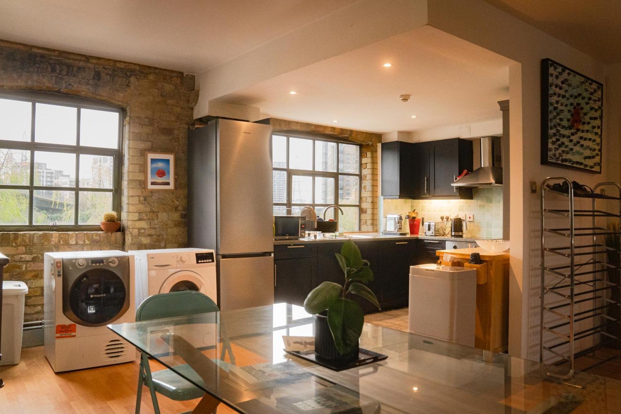 Loft Style Apartment Near O2, Abba Voyage, Excel London Bagian luar foto